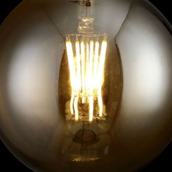 Bombilla Led Globo  8W Ambar Led 8W 760Lm 3000K - E-27